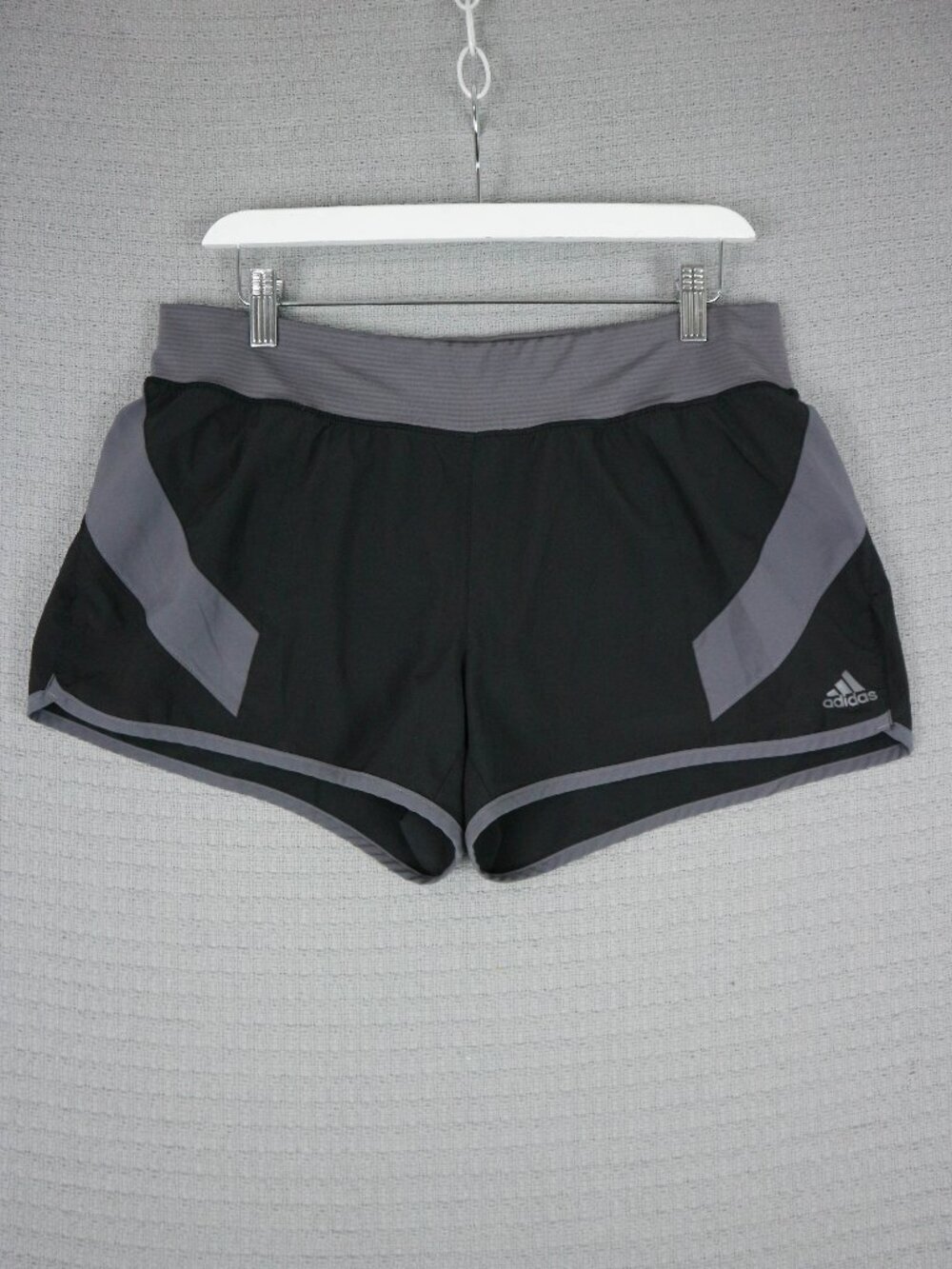 Adidas Climatelite Activewear Womens Running Shorts Size Medium Black Grey